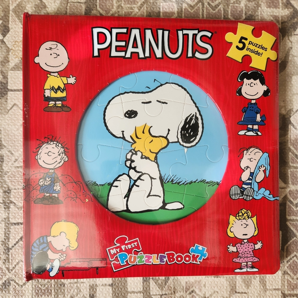 NWT Peanuts My First Puzzle Book Snoopy 5 Puzzles Inside